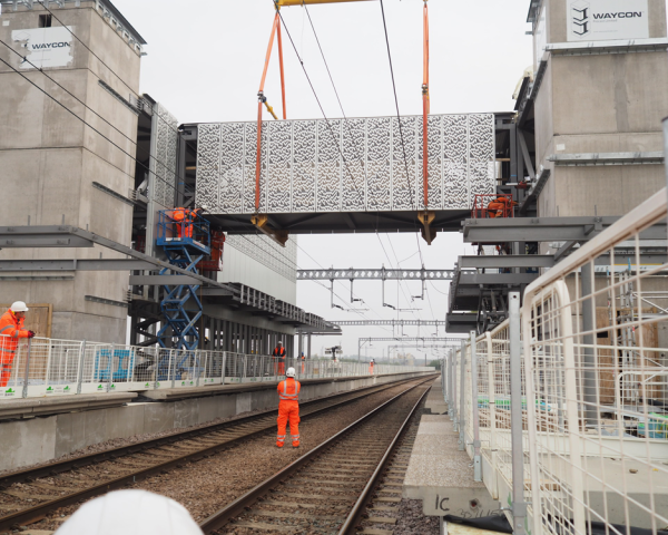 Cambridge North bridge lift VolkerFitzpatrick